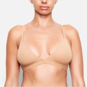SKIMS TRIANGLE BRALETTE XS Ochre Seamless